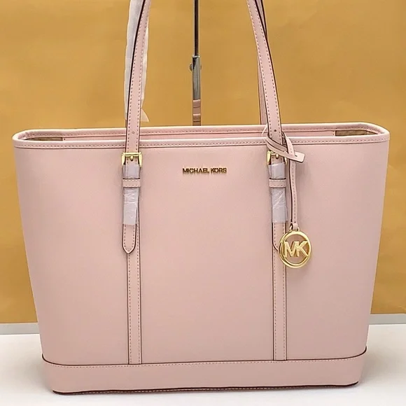 MICHAEL KORS POWDER BLUSH COLOR 
Jet Set Travel Large Saffiano Leather Tote Bag - Picture 2 of 14